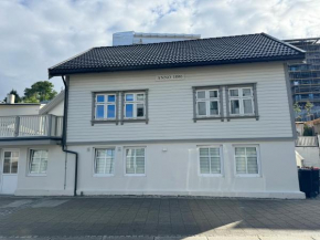 Charming Apartment in the harbour of Jørpeland